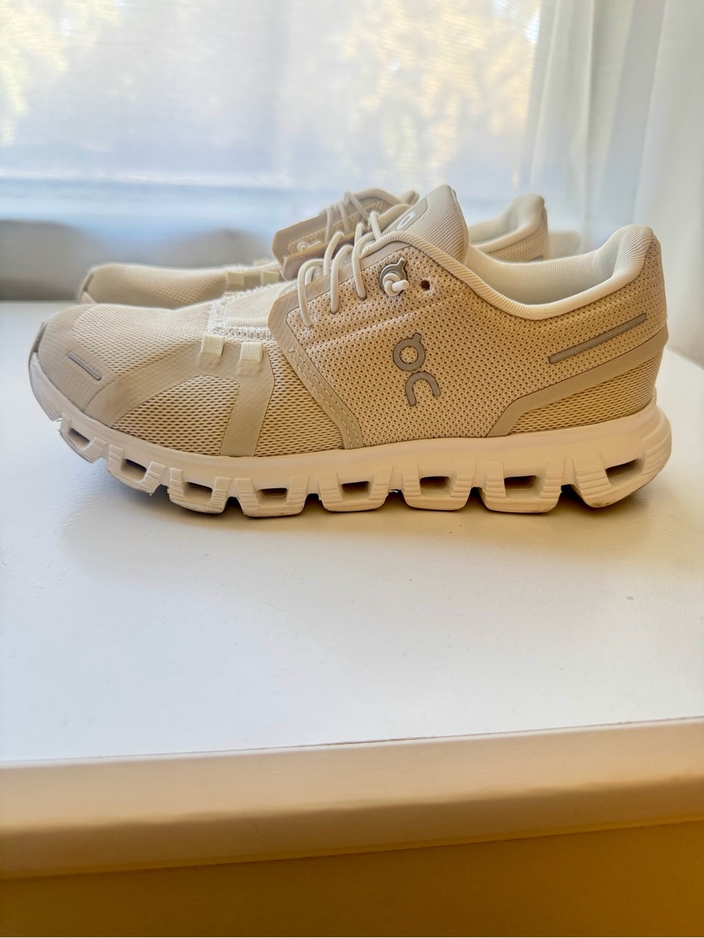 On Cloud 6 Beige